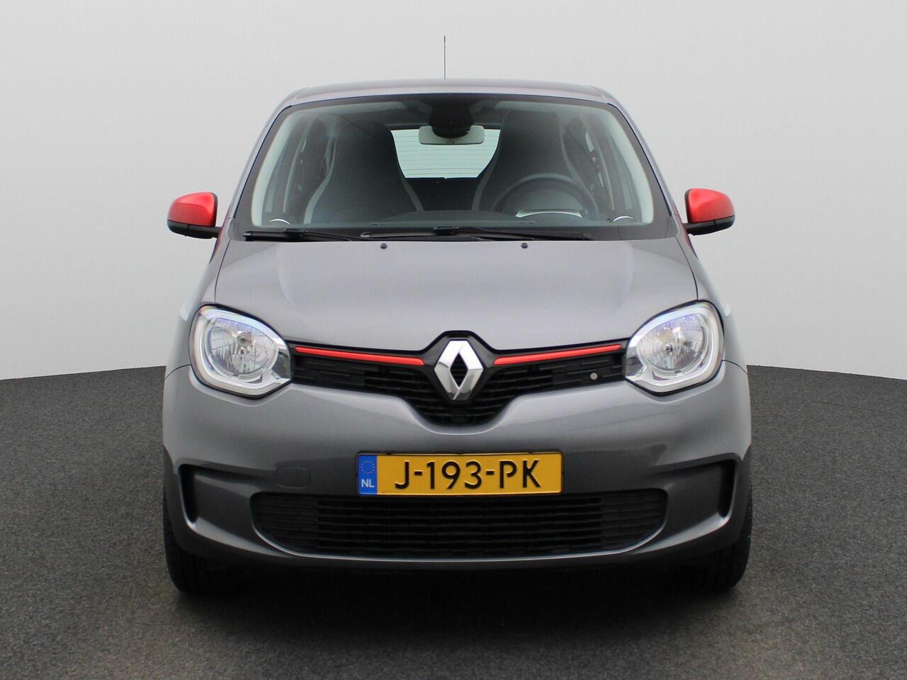 Renault TWINGO 1.0 SCe Collection | Exterieurpakket 'Rouge' | LED-Dagrijverlichting | Automatische Verlichting | Airconditioning | R&GO Radio | Bluetooth | LED-Dagrijverlichting | Elektrisch Verstelbare Spiegels | Snelheidsbegrenzer