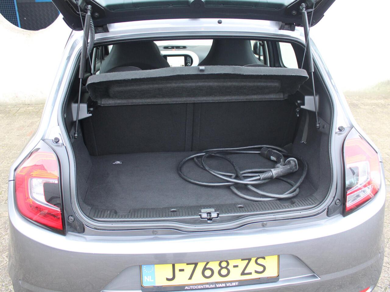 Renault TWINGO Z.E. R80 Collection | SOH 92,7 % | NAVIGATIE |