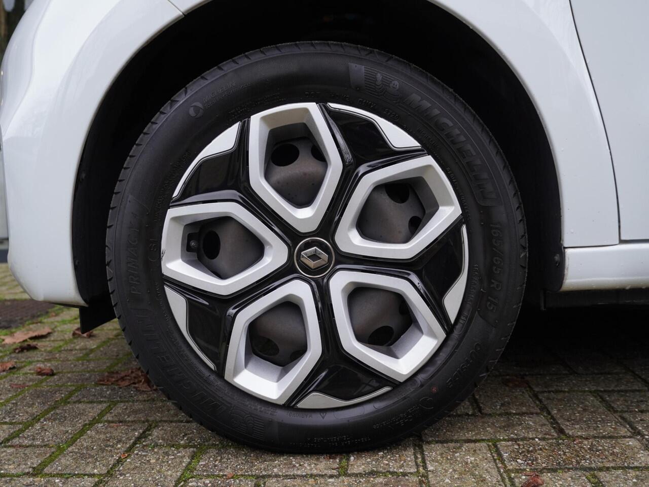 Renault TWINGO SCe 75 Collection / 55.000KM / DEALER ONDERHOUDEN / CRUISE / AIRCO / LED DAGRIJVERLICHTING / PRIV GLASS / REGEN SENSOR / BLUETOOTH / 15'' WIELEN