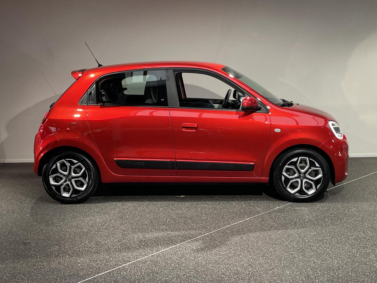 Renault TWINGO 1.0 SCe Collection | R&Go Navigatie | Airco | Bluetooth | DAB+ |