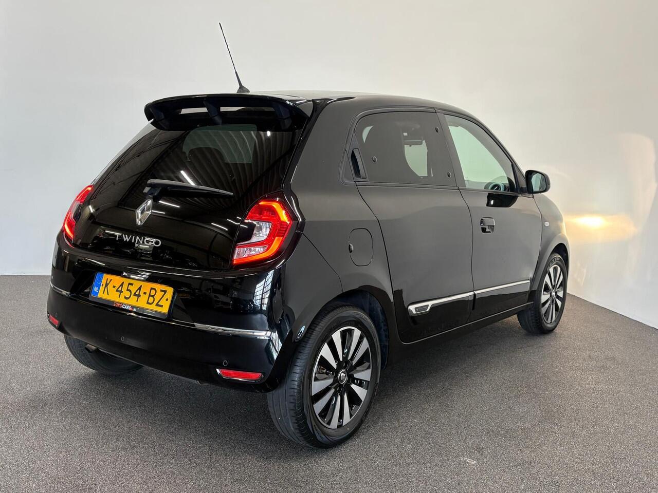 Renault TWINGO 1.0 SCe Intens Navigatie Apple Carplay/Android Auto Parkeersensoren achter Cruise Control Climate Control Half leder Lichtmetalen velgen