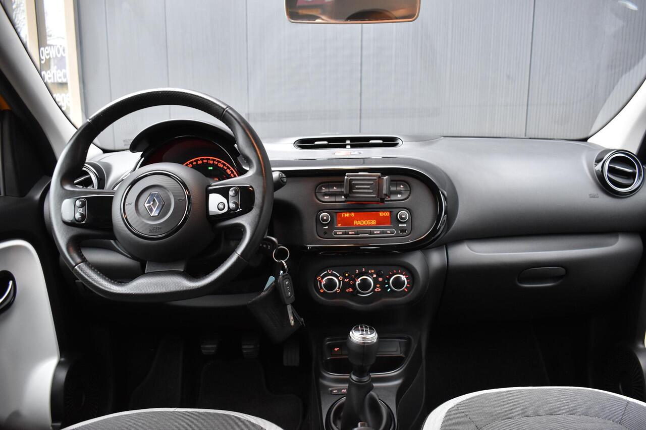 Renault TWINGO 1.0 SCe Collection AIRCO | 1E EIGENAAR | DEALER ONDERHOUDEN | BLUETOOTH | ELEKTRISCHE RAMEN EN SPIEGELS | VERWARBARE SPIEGELS |