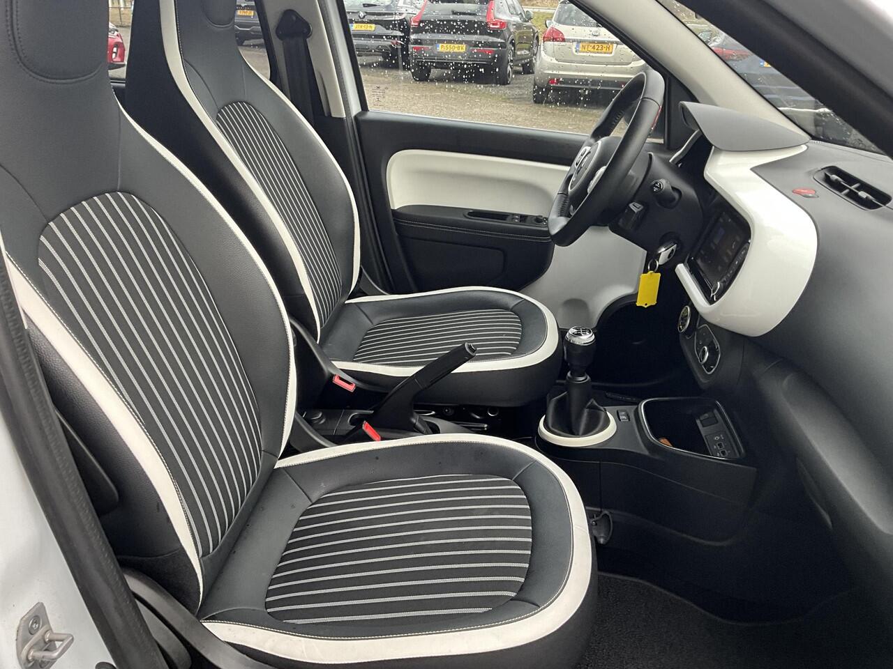 Renault TWINGO 1.0 SCe Intens