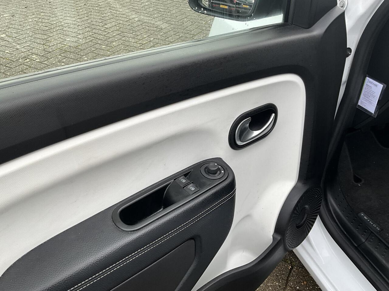 Renault TWINGO 1.0 SCe Intens