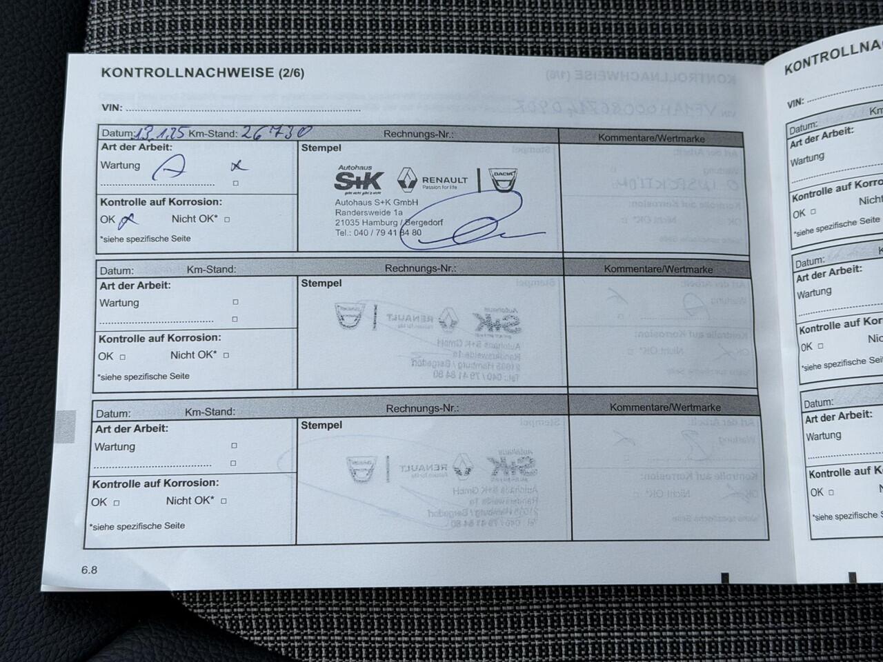 Renault TWINGO Z.E. R80 Série Limitée Vibes / Dealer Onderhouden / SOH 93% / Apple Carplay & Android Auto / Stoelverwarming / All Season Banden / Achteruitrijcamera / 16'' Lichtmetalen Velgen /