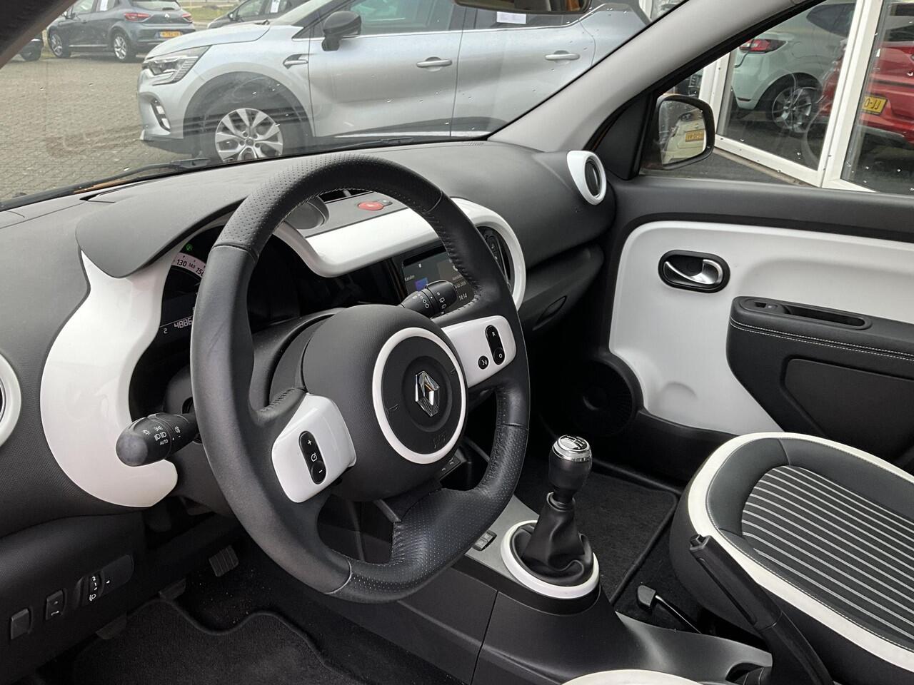 Renault TWINGO 1.0 SCe Intens