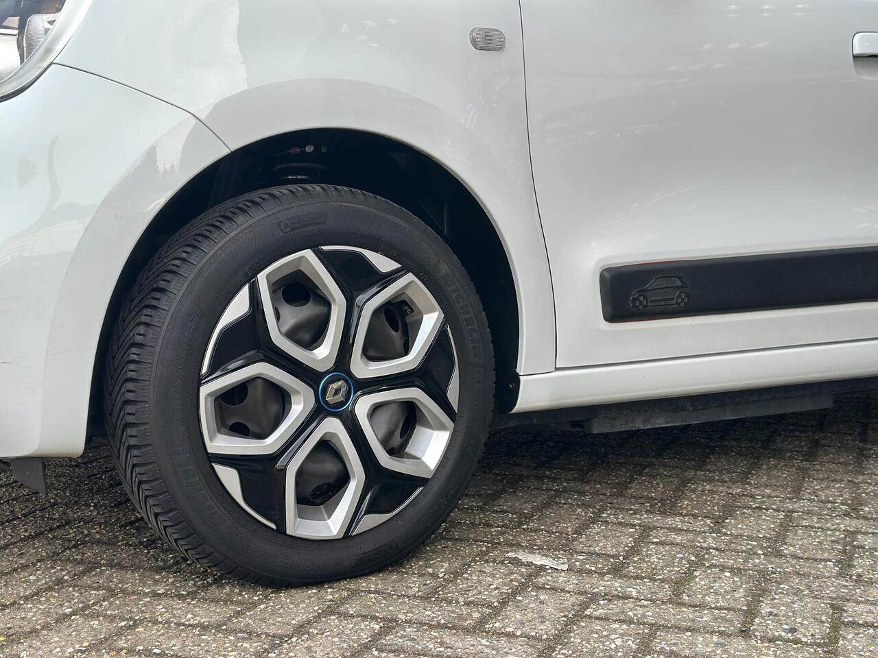 Renault TWINGO Z.E. R80 Collection | Apple Carplay/Android Auto | Nederlandse auto | dealer onderhouden | SoH 91,9 % | All seasonbanden | 100% elektrisch |