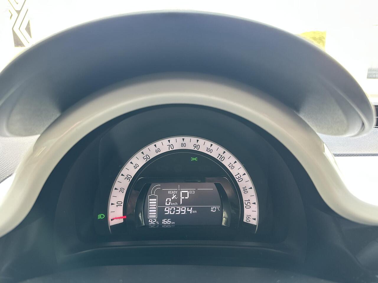 Renault TWINGO Z.E. R80 Collection | Apple Carplay/Android Auto | Nederlandse auto | dealer onderhouden | SoH 91,9 % | All seasonbanden | 100% elektrisch |