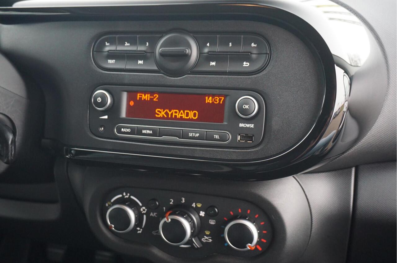 Renault TWINGO 1.0 SCe Collection