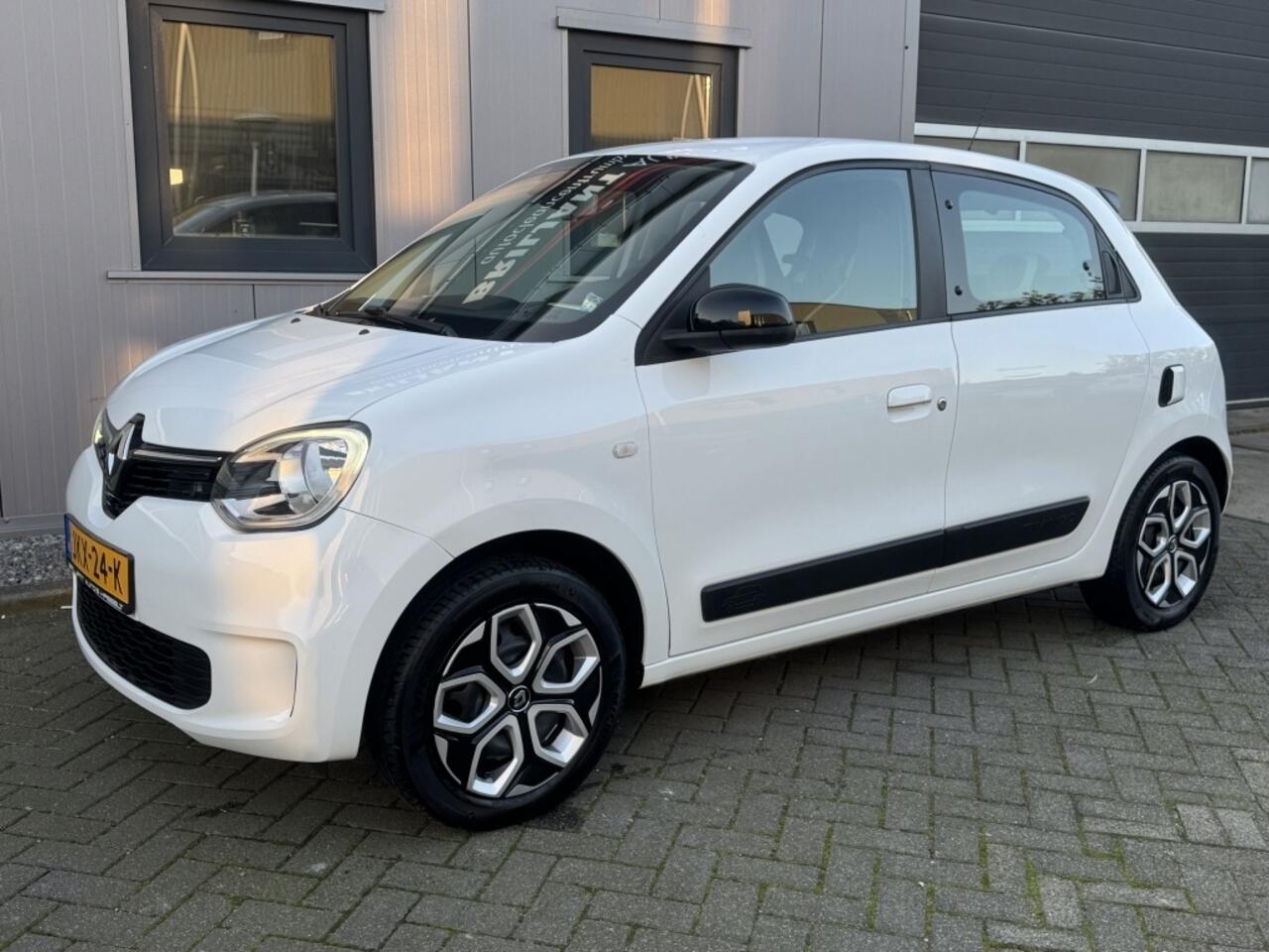 Renault TWINGO 1.0 SCe Intens