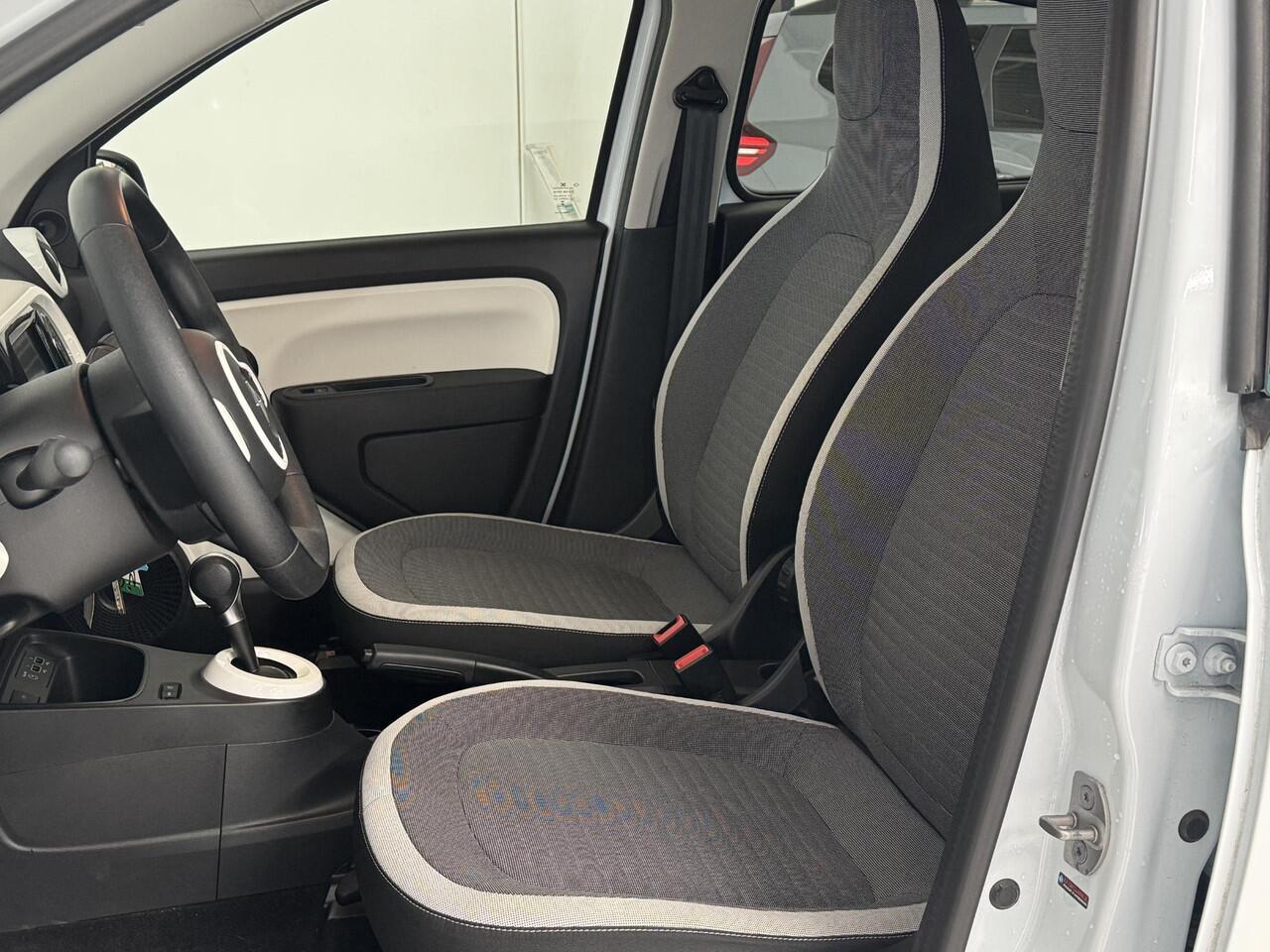 Renault TWINGO Z.E. R80 Collection | Navigatie | Apple CarPlay / Android Auto | SOH 95,9% |