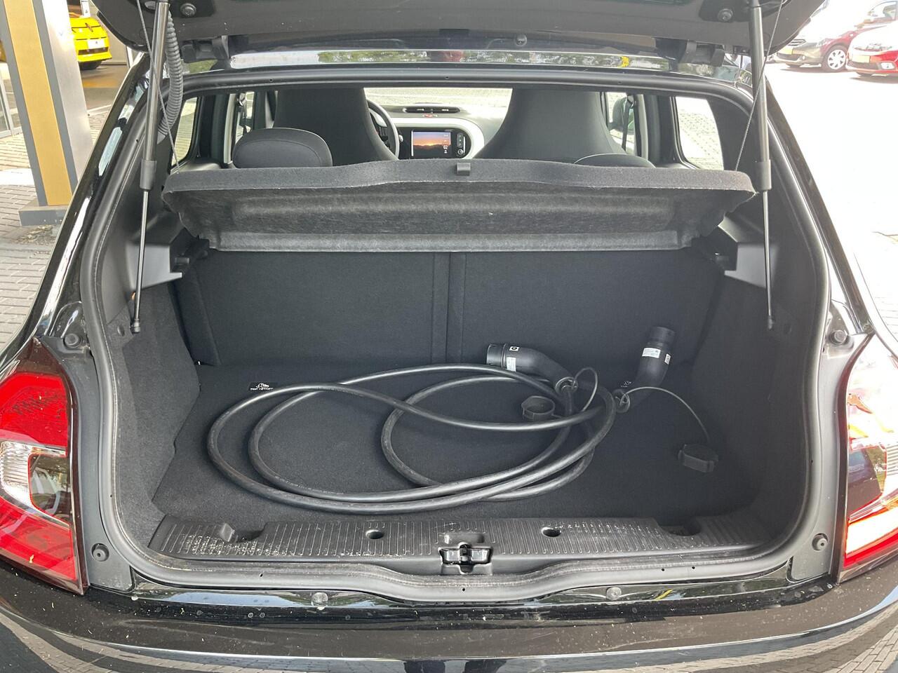 Renault TWINGO Z.E. R80 E-Tech Equilibre 22 kWh / Demo Hillegom / Vraag naar beschikbaarheid