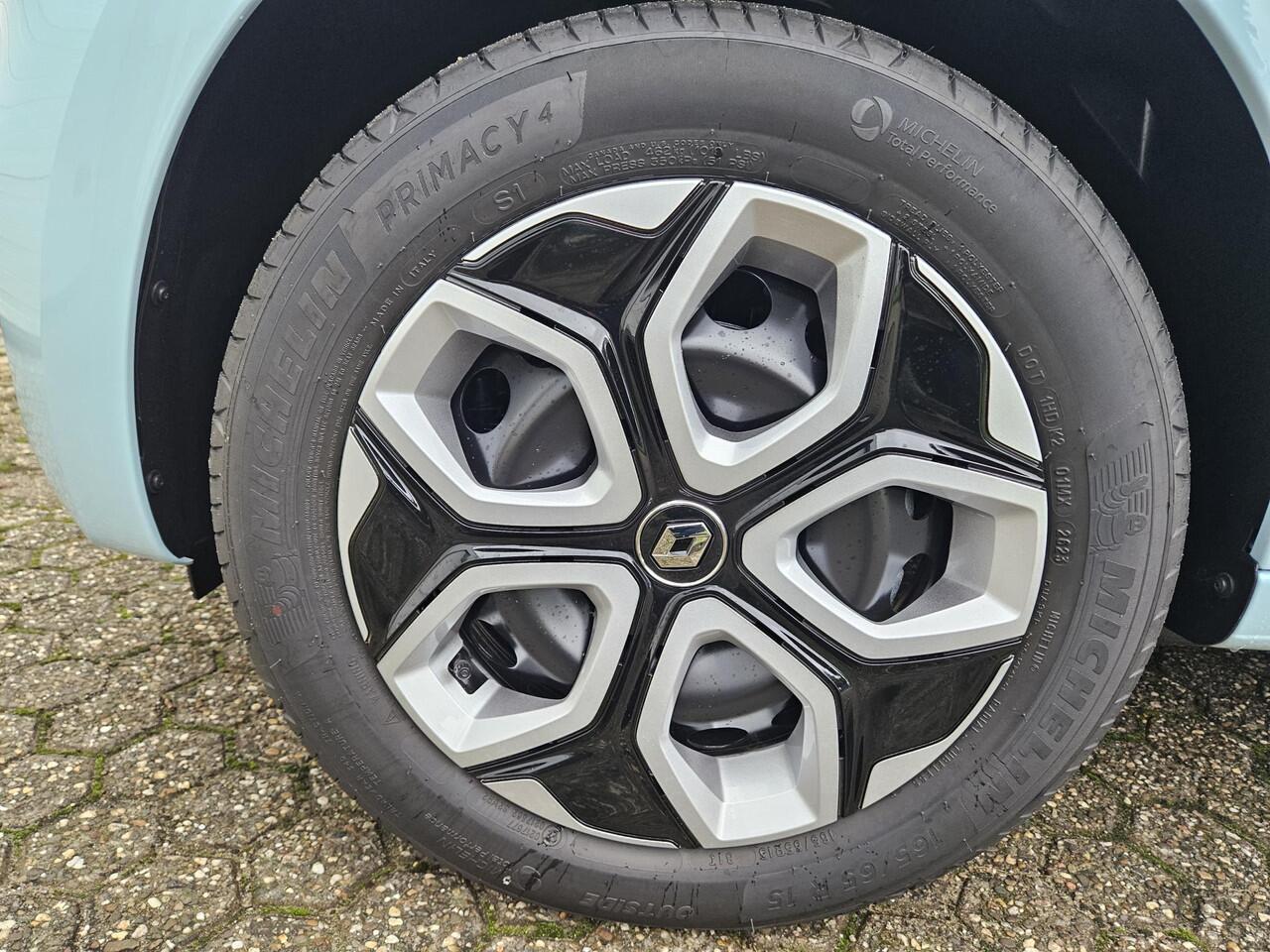 Renault TWINGO Z.E. R80 E-Tech Equilibre Automaat / Draadloos Apple Carplay & Android Auto / Airco / Navigatie /