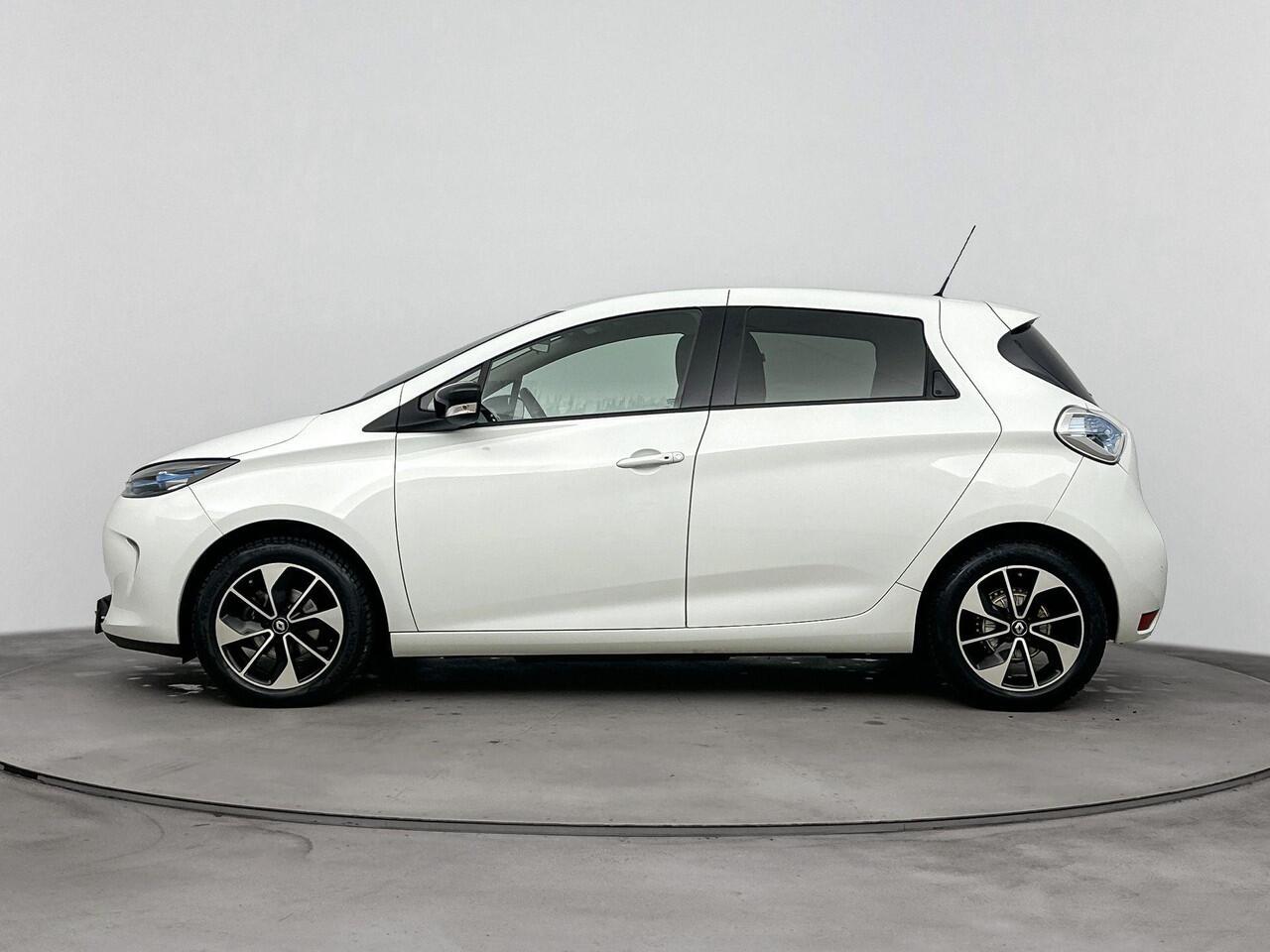 Renault ZOE R90 Intens 41 kWh 93PK (ex. Accu) | Navigatie | Climate Control | Huuraccu vanaf ¤64,- p.m.