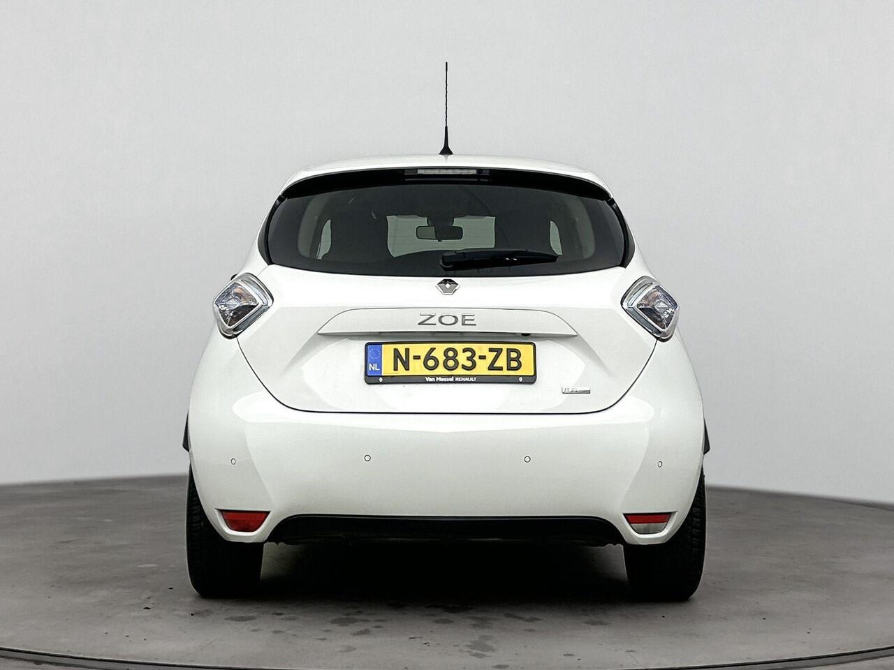 Renault ZOE R90 Intens 41 kWh 93PK (ex. Accu) | Navigatie | Climate Control | Huuraccu vanaf ¤64,- p.m.