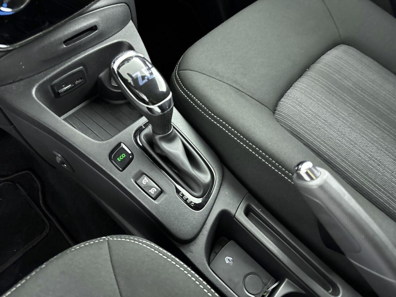 Renault ZOE R90 Intens 41 kWh 93PK (ex. Accu) | Navigatie | Climate Control | Huuraccu vanaf ¤64,- p.m.