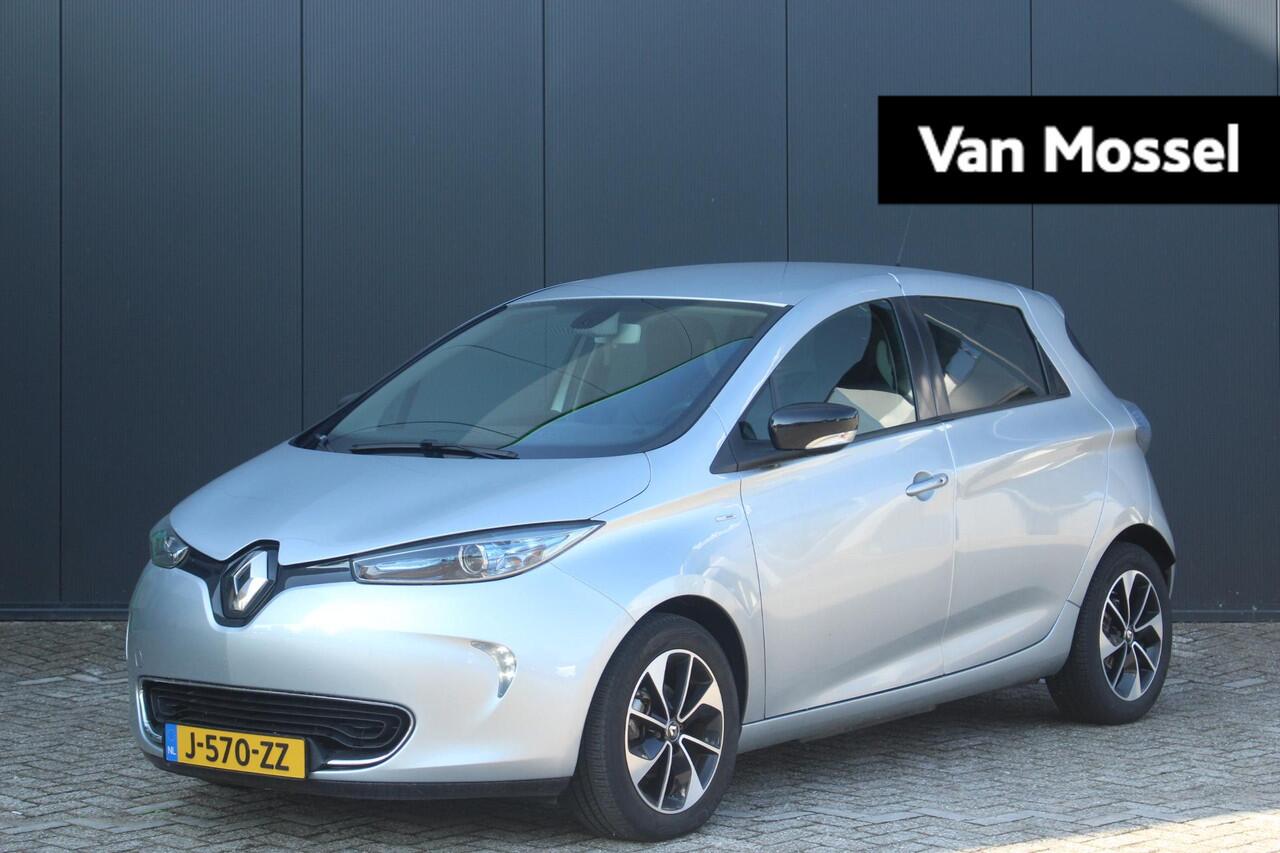 Renault ZOE R110 Iconic 41 kWh (ex Accu) Huuraccu vanaf ¤ 64,- pm| Navigatie | Climate Control | Lederenbekleding & Stoelverwarming | Bose Geluidsysteem | Parkeersensoren & Camera | Privacy Glass | Keyless Entry |