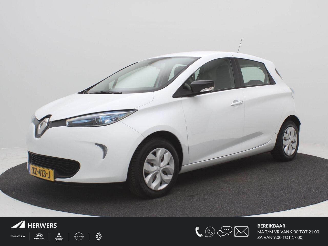 Renault ZOE R90 Life 41 kWh / Navigatie / SoH Check Goed / Cruise Control / Parkeerhulp Achter / Dealer onderhouden / Airco / Keyless Entry & Start&Go /