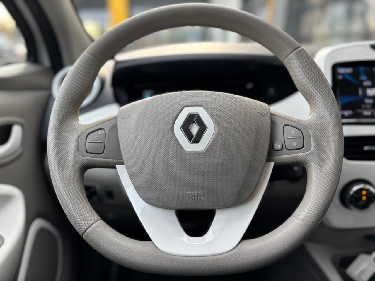 Renault ZOE R90 Life 41 kWh KOOP BATTERIJ SOH 91% NAVI AIRCO