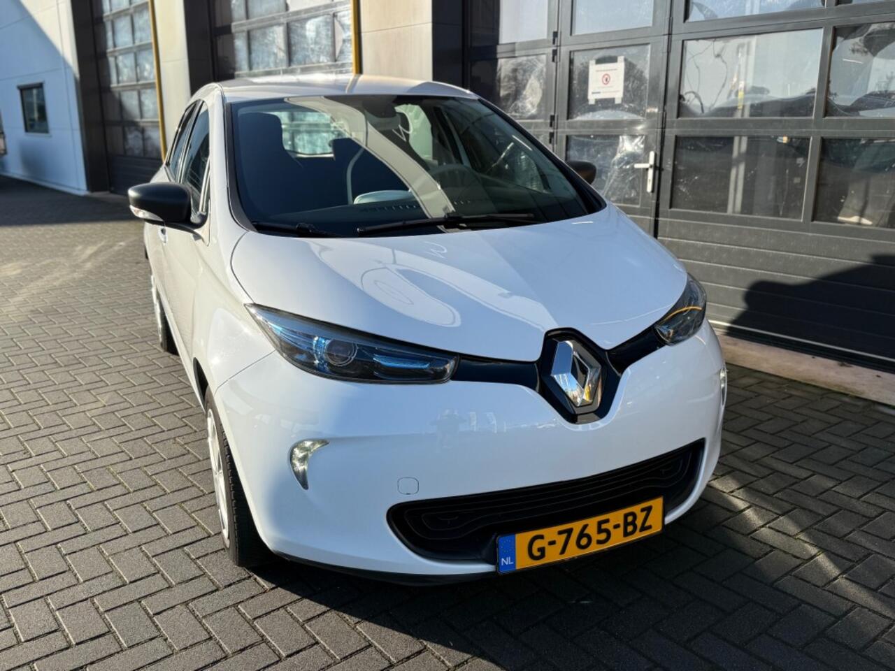 Renault ZOE R90 Life 41 kWh KOOP BATTERIJ SOH 91 % NAVI AIRCO