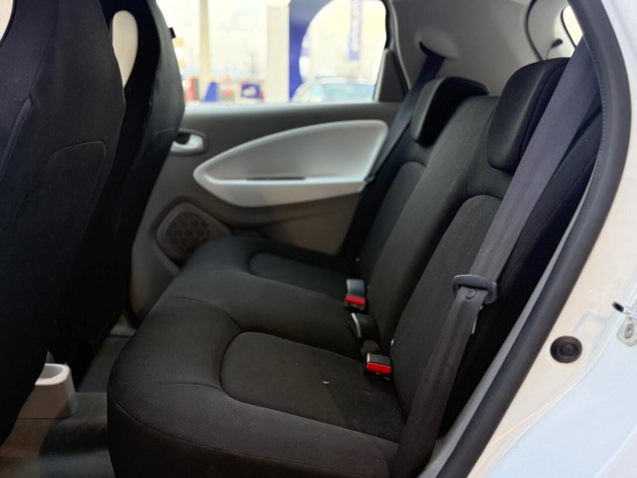 Renault ZOE R90 Life 41 kWh KOOP BATTERIJ SOH 90 % NAVI AIRCO