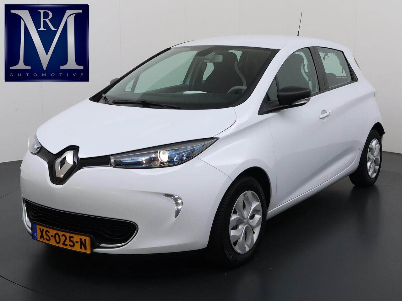 Renault ZOE R90 Life 41 kWh KOOPACCU | SOH 88% | 3-FASE LADER | RENAULT DEALER ONDERHOUDEN | NAVIGATIE | PARKEERSENSOREN | ORIGINEEL NL AUTO (NAP) | CLIMATE CONTROL | RIJKLAAR GELEVERD MET 12 MND BOVAG GARANTIE |