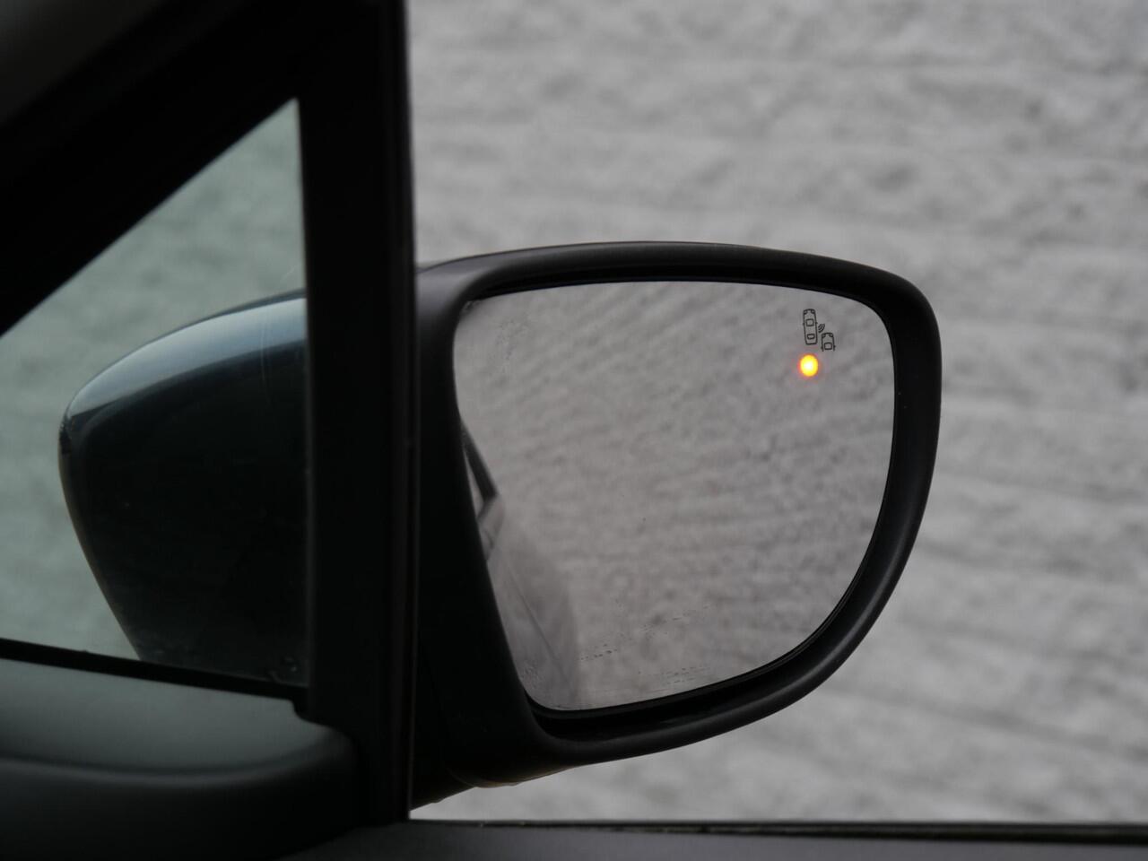 Renault ZOE R135 INTENS 52kWh / WINTER PACK/ HUUR ACCU