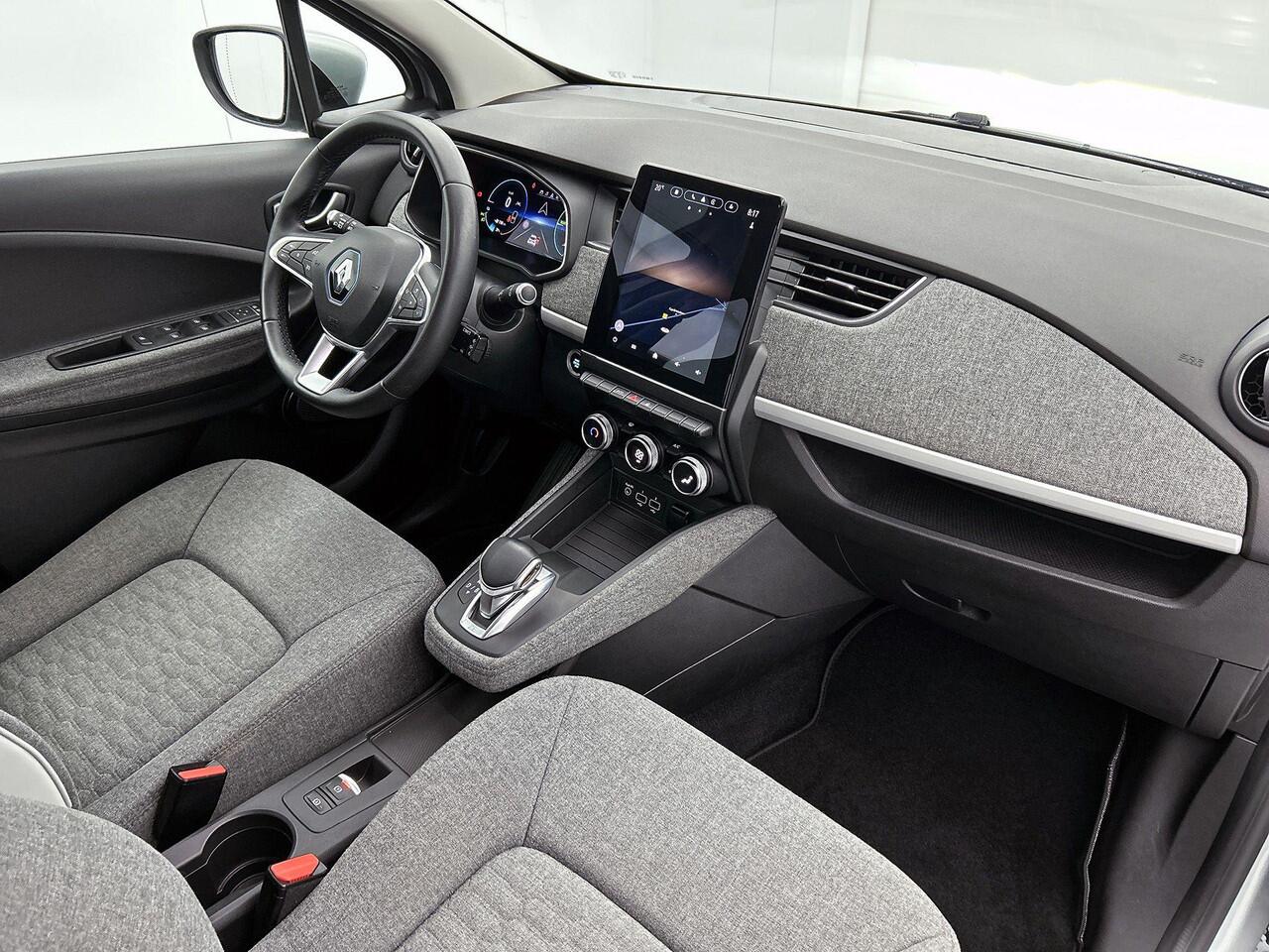 Renault ZOE R135 Intens 135Pk 52 kWh (ex Accu) Huuraccu vanaf ¤ 79,- p.m.| Navigatie | Warmtepomp | Achteruitrijcamera | Dodenhoekdetectie | Cruise & Climate Controle |