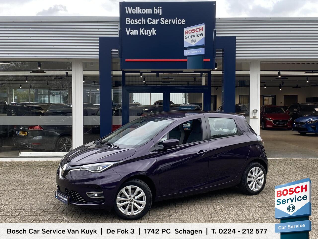 Renault ZOE R110 Life Carshare 52 kWh / 5-Deurs / Koop-Accu / 25.000 KM / Warmtepomp / 1e-Eigenaar / Cruise-Control / Climate-Control / Stoelverwarming / Stuurverwarming / Apple-Carplay & Android-Auto / Keyless / LED / DAB Radio-Bluetooth / Navi / PDC met Camera-Acht