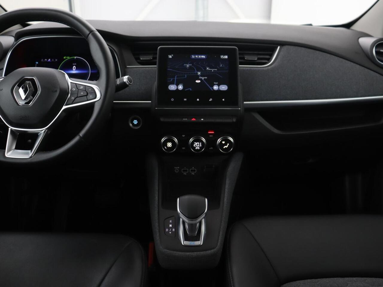 Renault ZOE R135 Intens 52 kWh | Warmtepomp | Carplay | Camera | Half leder | Keyless | Navigatie | Climate control | DAB | Cruise control