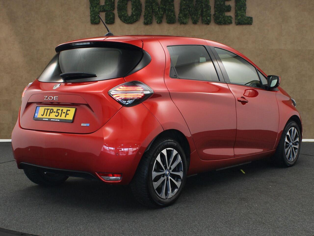 Renault ZOE R135 Intens 52 kWh SOH 90,6% !!!- KOOPACCU - DODEHOEKDETECTIE - ACHTERUITRIJCAMERA - PARKEERSENSOREN VOOR/ACHTER - AIRCO (AUTOMATISCH) - CRUISE CONTROL - APPLE CARPLAY/ANDROID AUTO - KEYLESS ENTRY/START