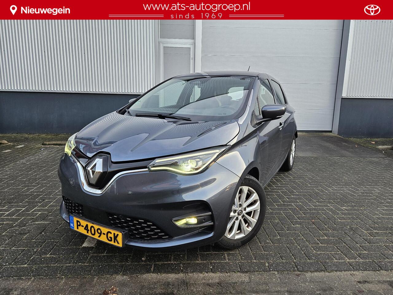 Renault ZOE R135 Intens 52 kWh , Koop accu | 3 fasen/snelladen | Winter Pack | Navigatie/Camera |