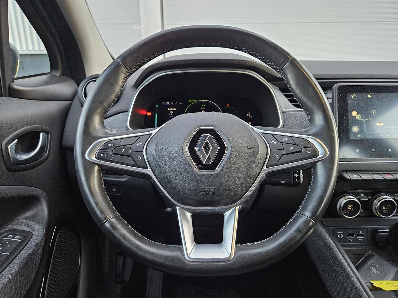 Renault ZOE R135 Intens 52 kWh , Koop accu | 3 fasen/snelladen | Winter Pack | Navigatie/Camera |