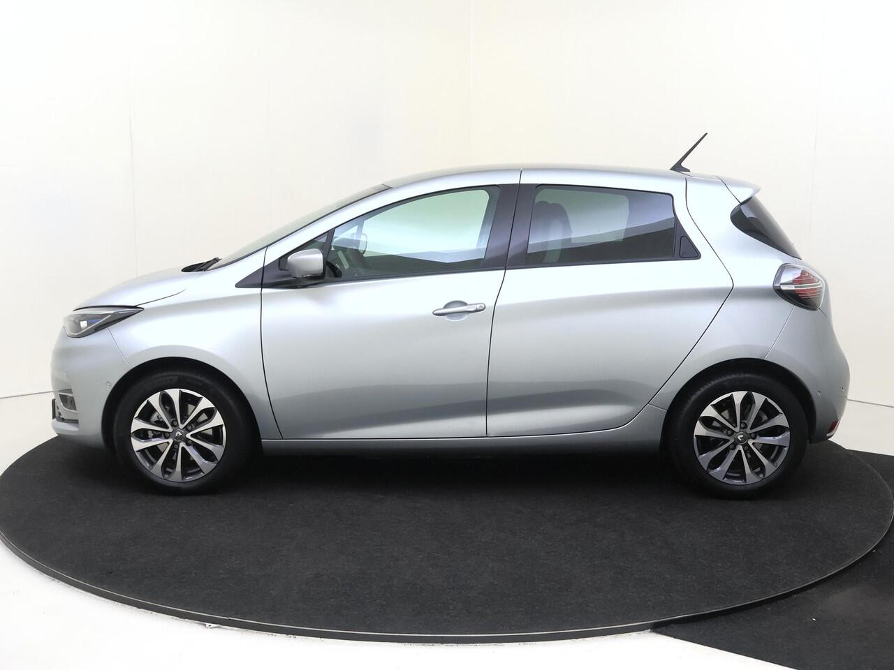 Renault ZOE R135 Intens 52 kWh Koopaccu | Automaat | SOH Waarde 88.5 % | Navigatie | Camera | Parkeersensoren | Climate Control | Cruise Control | Android Auto | Apple Carplay