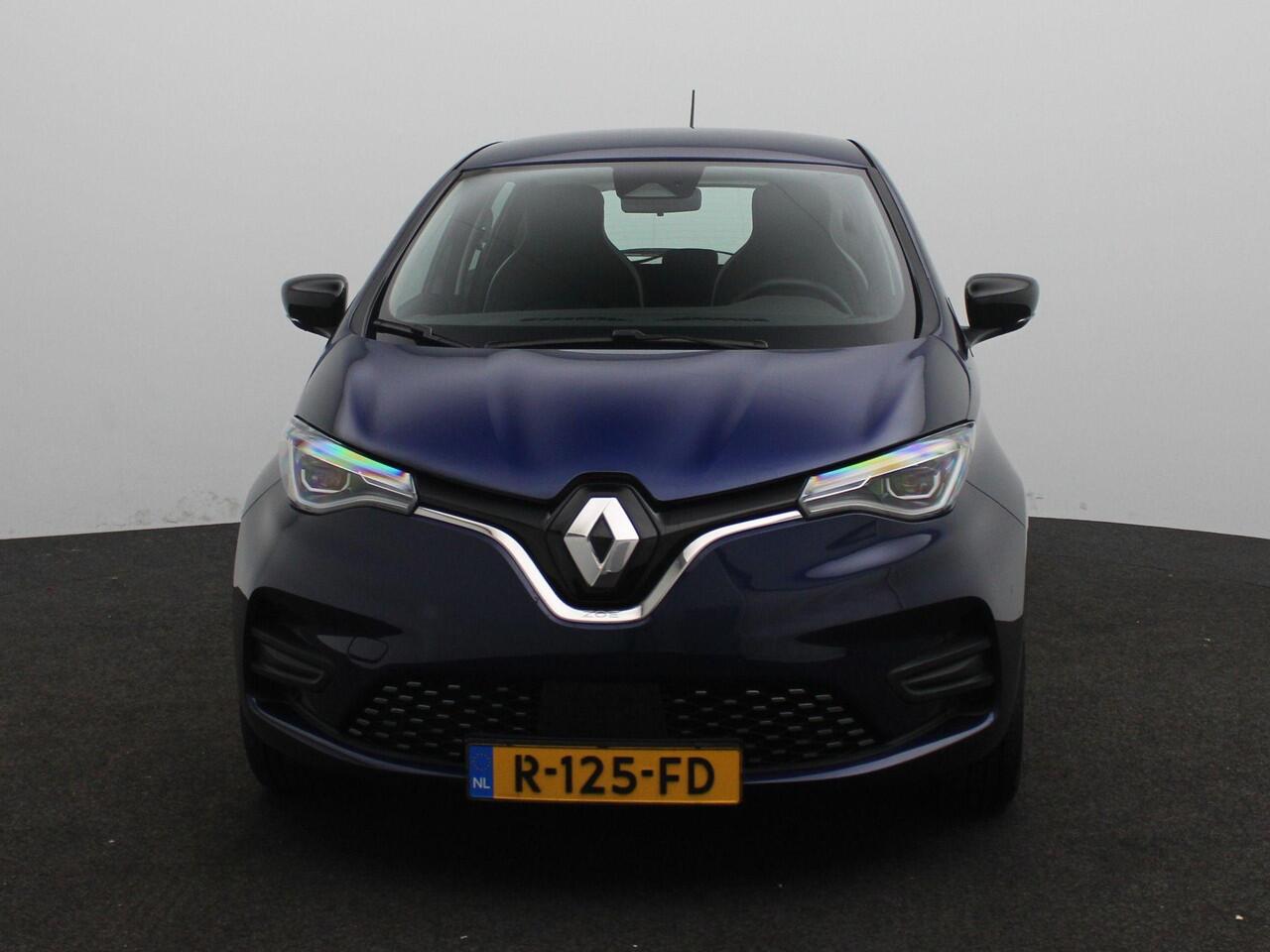 Renault ZOE R135 Limited 52 kWh Inclusief Koopaccu |Apple Carplay/Android Auto | cruise control | electronic climate control | LED koplampen | lichtmetalen velgen 16"| navigatiesysteem | rijstrooksensor met correctie | warmtepomp |