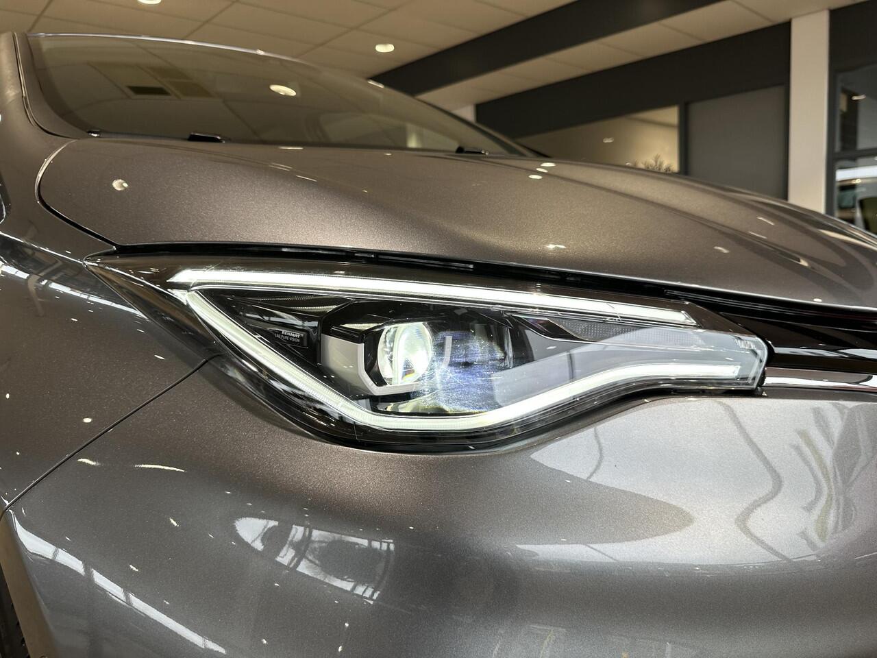 Renault ZOE R135 Iconic 52 kWh (Koop Accu) | BLIND SPOT | CAMERA | PARKEERSENSOREN | CLIMATE CONTROL | CRUISE CONTROL | APPLE CARPLAY