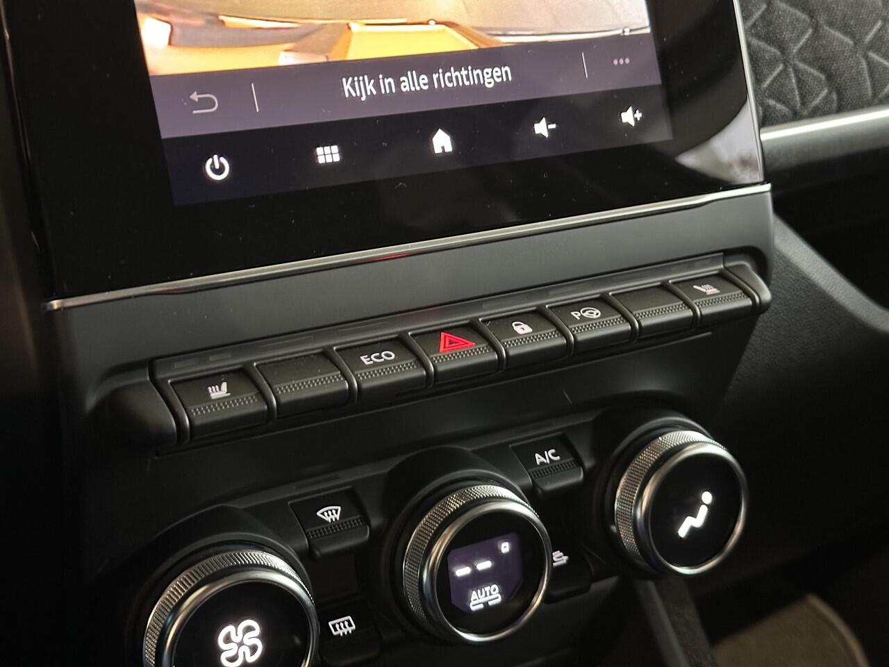 Renault ZOE R135 Iconic 52 kWh 98% SOH | KOOP ACCU | ACHTERUITRIJCAMERA | PARKEERSENSOREN RONDOM | PACK WINTER | BLIS