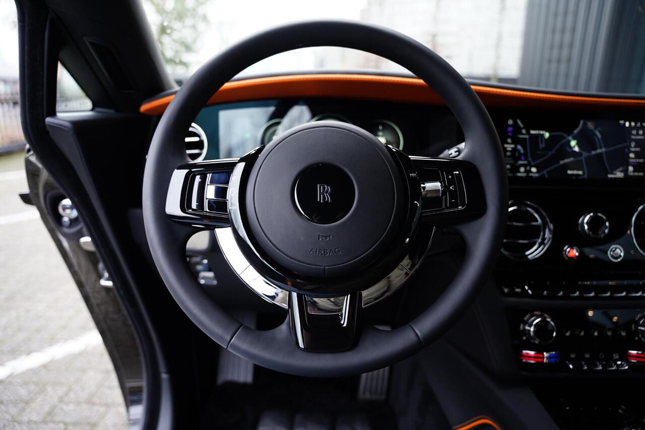 Rolls-Royce Spectre AWD Two Tone / Bespoke Audio / Pinstripe Mandarin / NL-Car