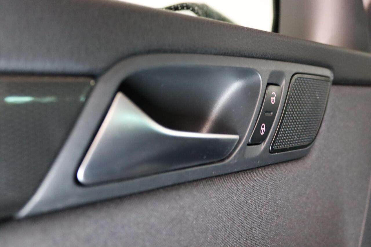 Seat ALHAMBRA 1.4 TSI Xcellence, 7-Persoons, Panoramadak, Camera, Apple Carplay/Android Auto, ACC, Stoelverwaming, Navigatie