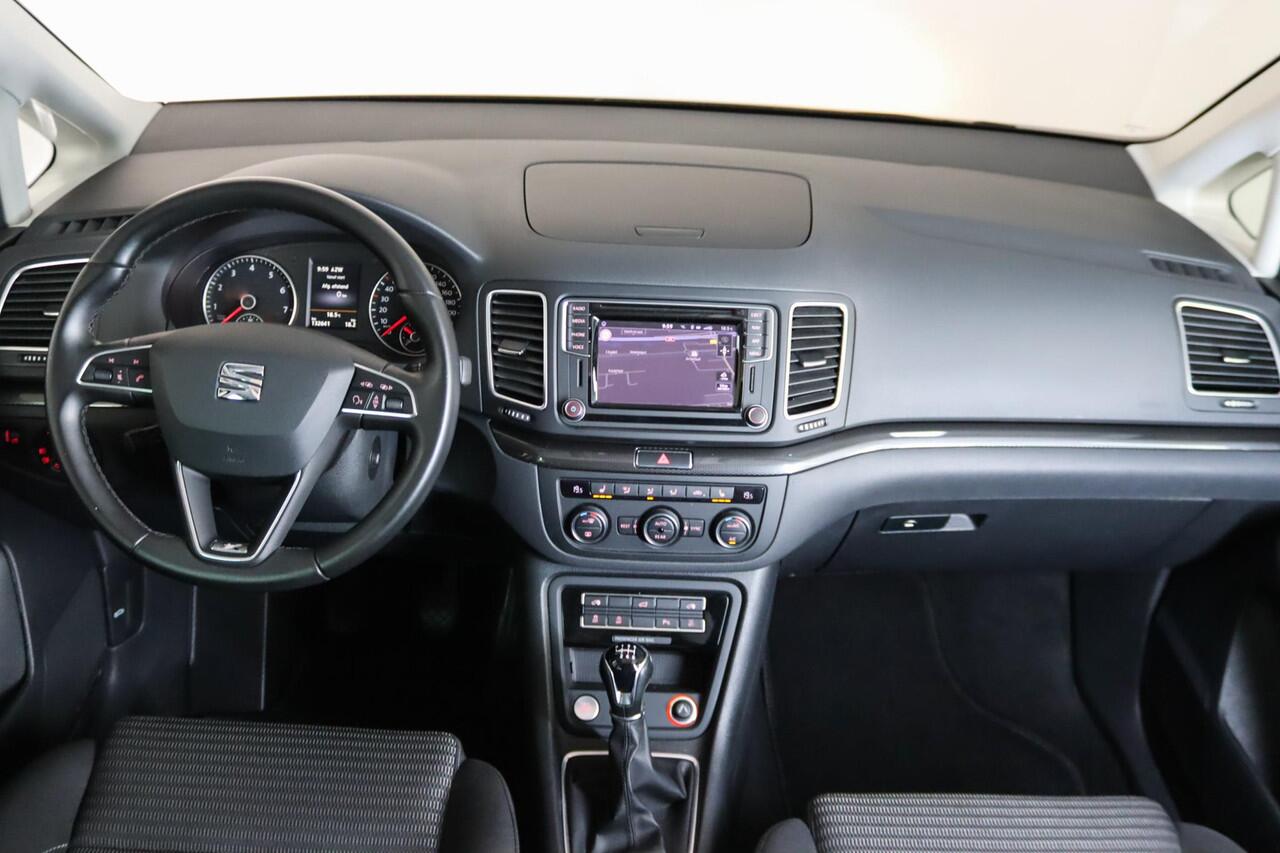 Seat ALHAMBRA 1.4 TSI Xcellence, 7-Persoons, Panoramadak, Camera, Apple Carplay/Android Auto, ACC, Stoelverwaming, Navigatie