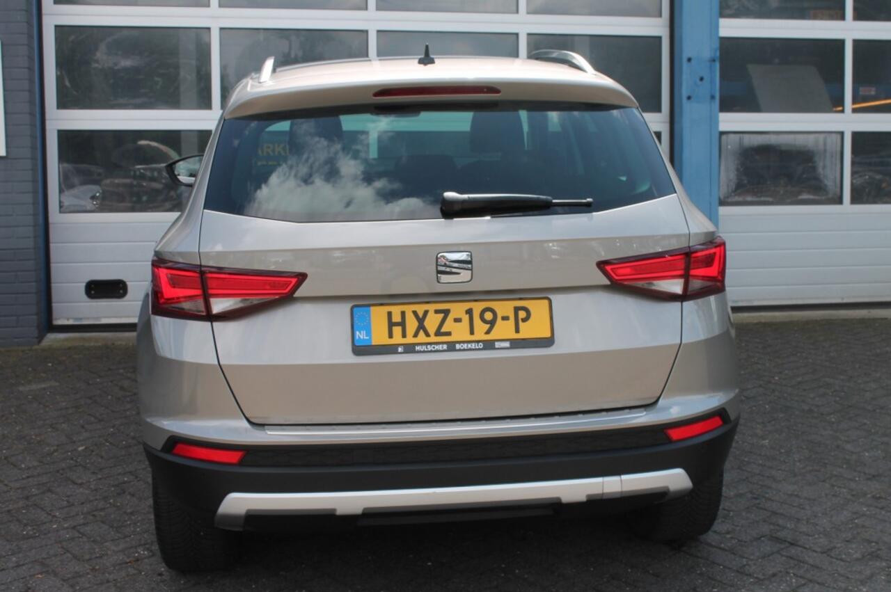 Seat ATECA 1.4 ECOTSI ST BNSINT Automaat / Lederen bekleding / Apple car play