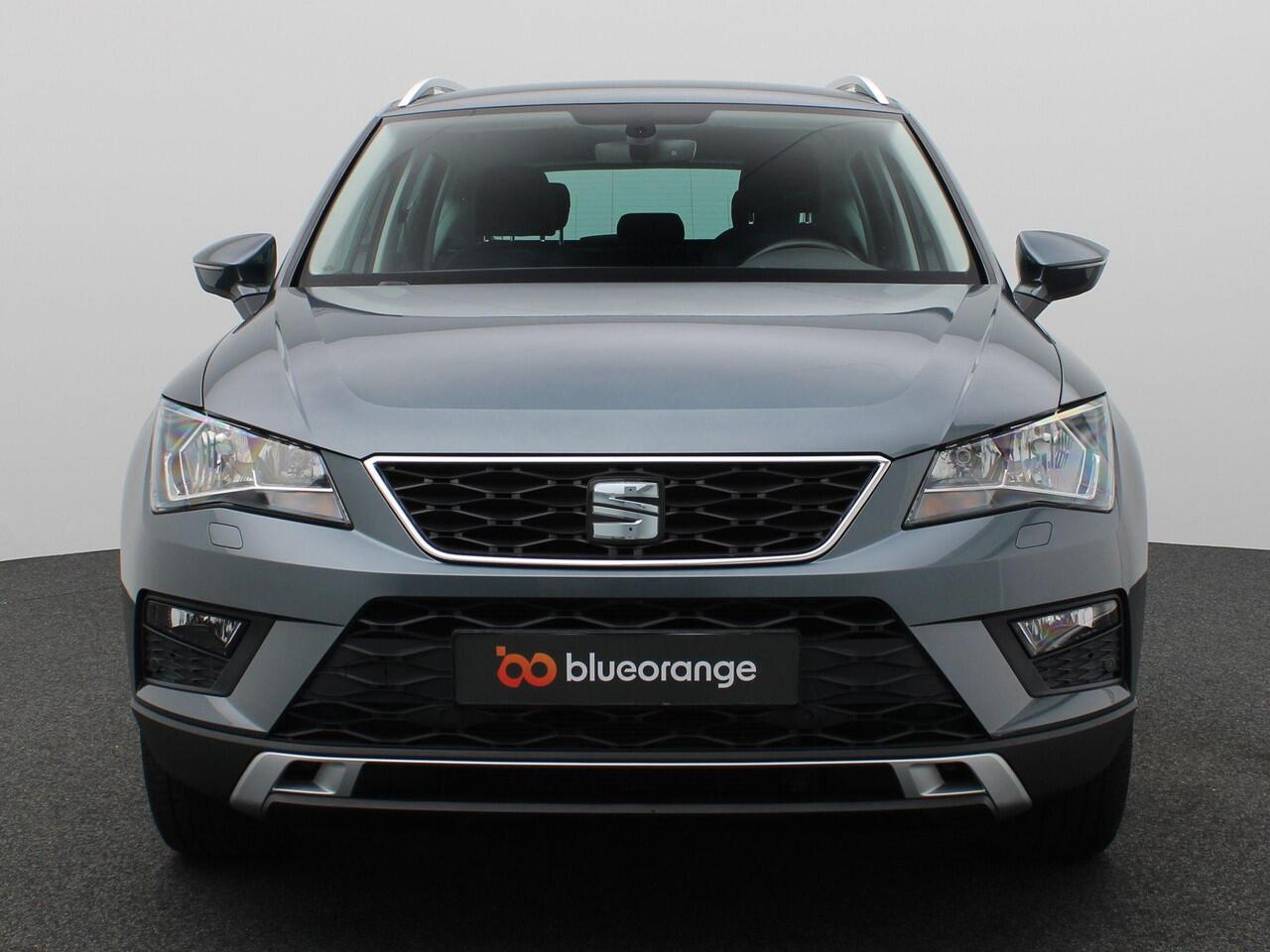 Seat ATECA 1.0 EcoTSI Style Business Intense 115PK Navi, Elektr. Achterklep, Stoelverwarming, Clima, Cruise Controle, Trekhaak, 17" LM Velgen