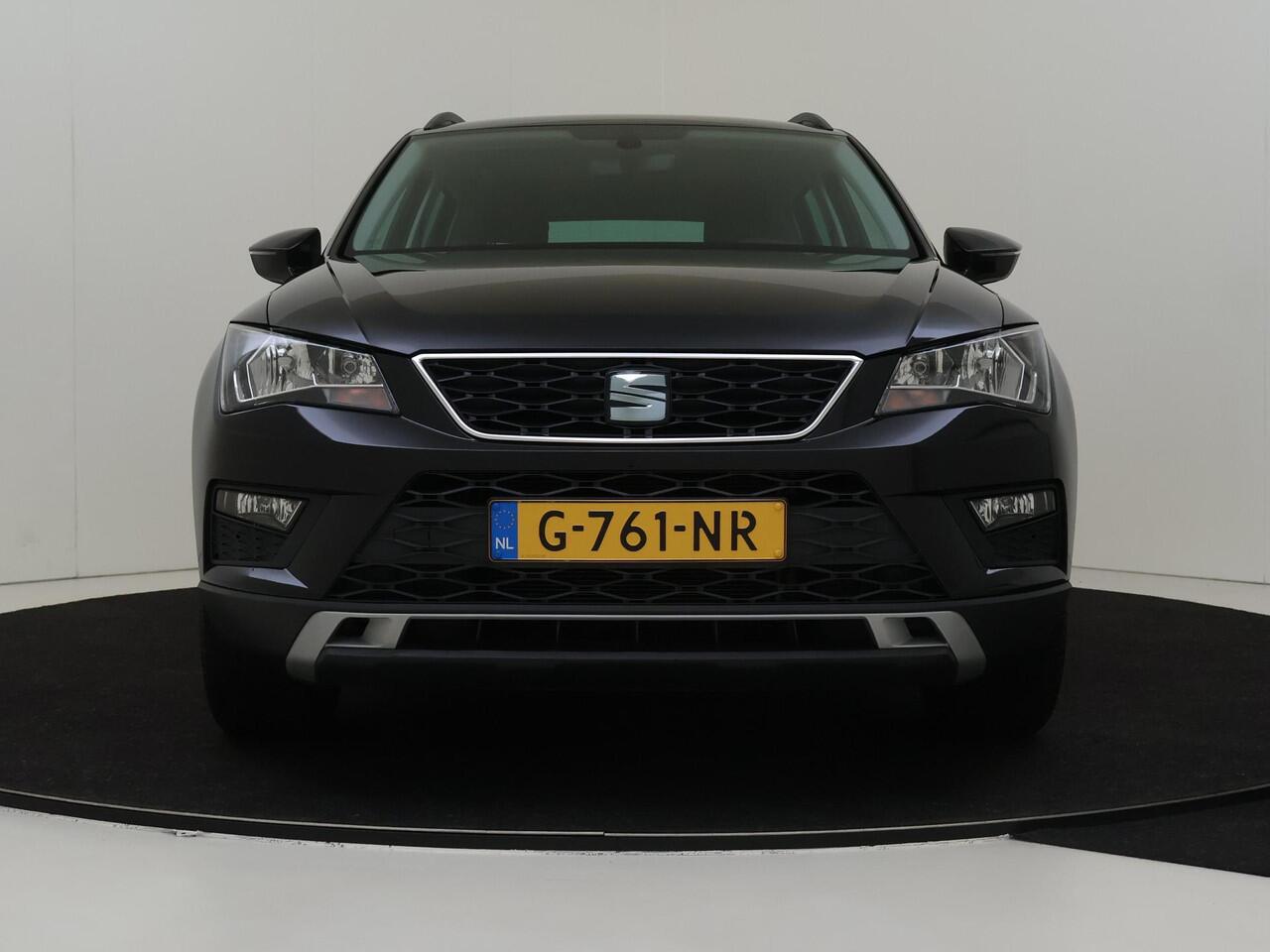 Seat ATECA 1.5 TSI Style | Navigatie | Achteruitrijcamera | Cruise control | CarPlay | Climate control | Elektrisch inklapbare buitenspiegels |