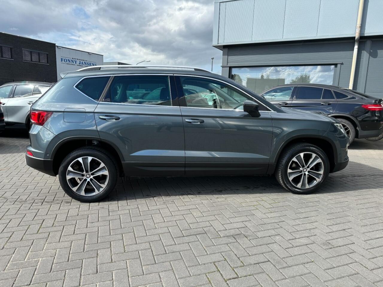 Seat ATECA 1.5 TSi StyleBusiness Navigatie 150PK