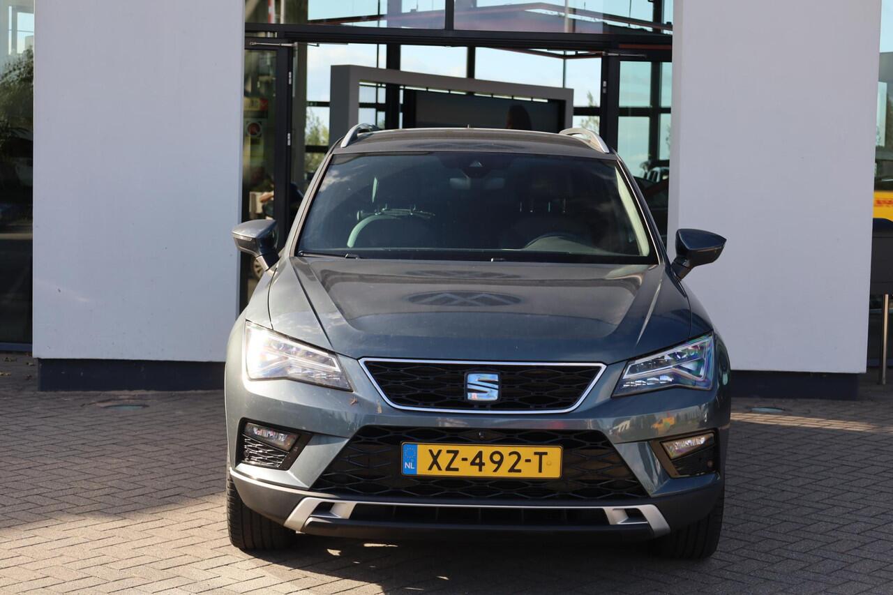 Seat ATECA 1.5 TSI Xcellence Business Intense 110KW/150PK DSG, Digital cockpit, elektrische klep, achteruitrijcamera, ACC, side assist, NL auto dealeronderhouden, alcantara zwart, 18" LMV, zwarte dakhemel, full led, rondom zicht area view camera, draadoos laden carp