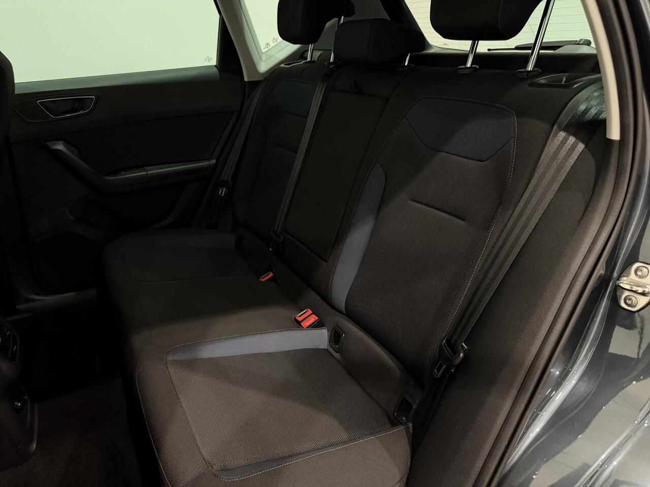 Seat ATECA 1.0 EcoTSI Style Business Intense | LED | Navigatie | Climate Control | Cruise Control | Apple Carplay/Android Auto | Parkeersensoren voor, achter en achteruitrijcamera