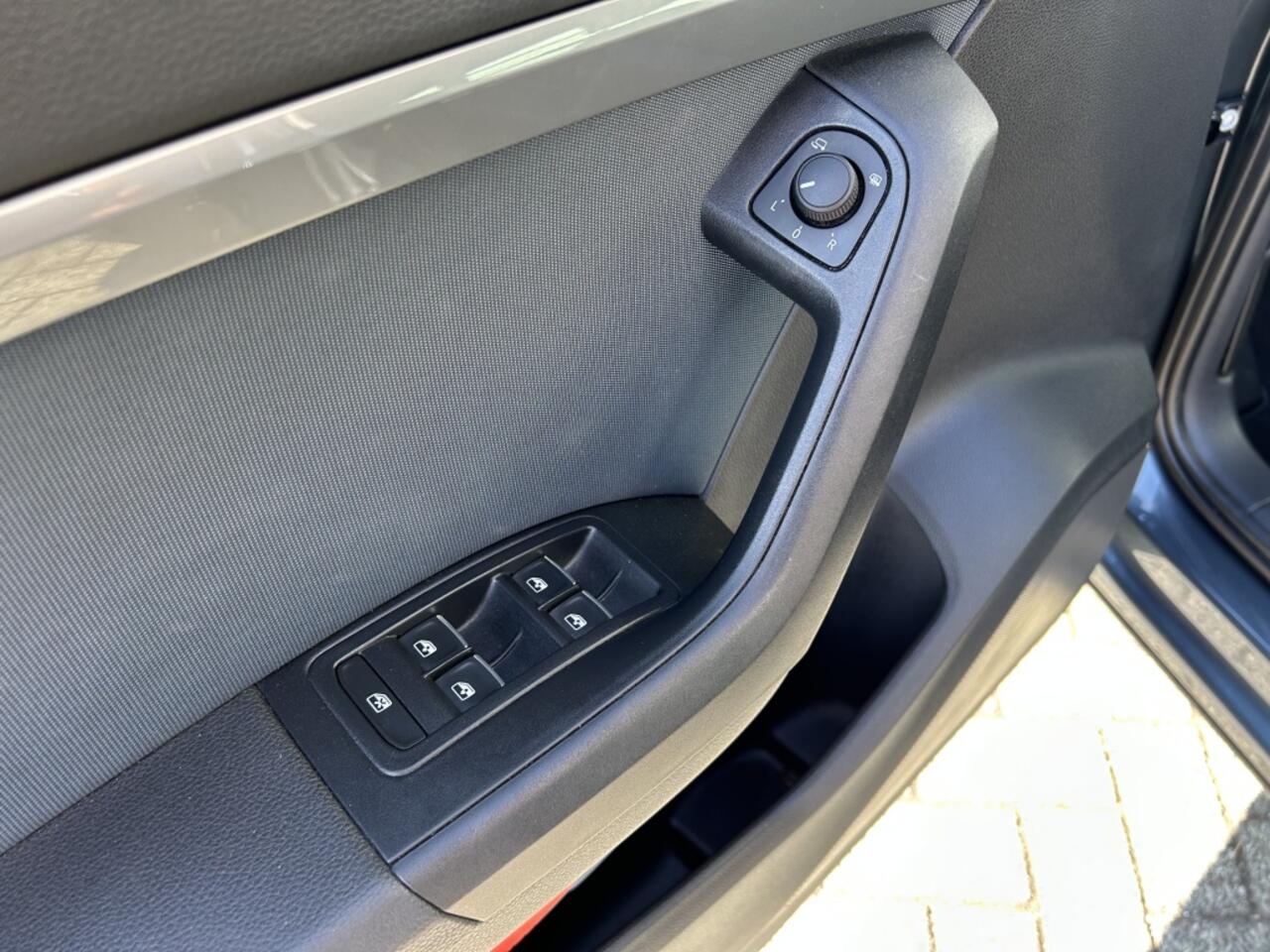 Seat ATECA 1.0 EcoTSI ST 360Camera Clima Topstaat!