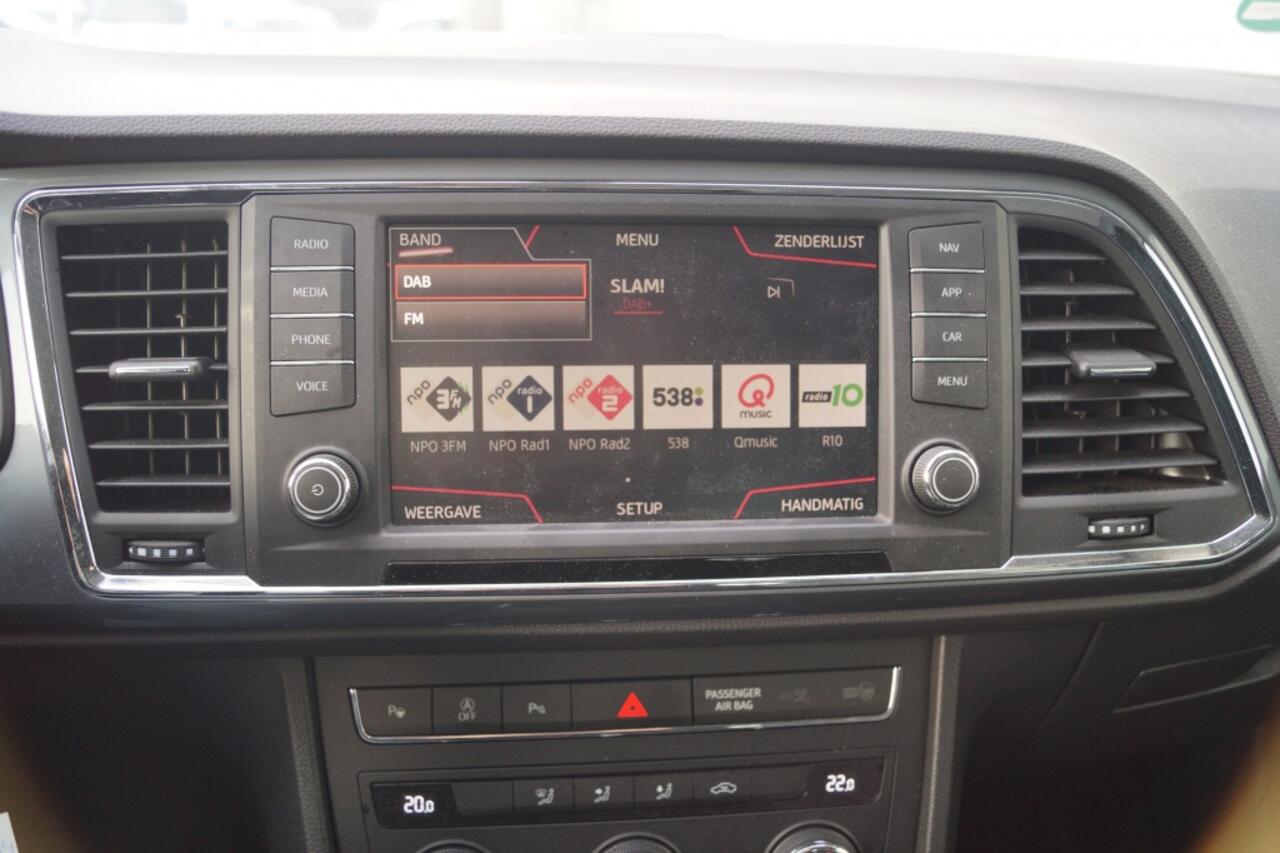 Seat ATECA 1.5 TSI 150pk DSG Style Business Intense -NAVI-LED-ECC-