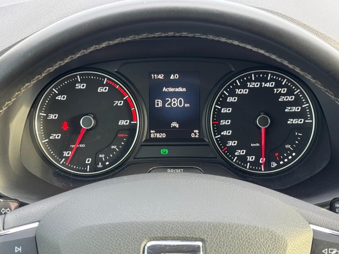 Seat ATECA 1.5 TSI 150pk Style ecc,navigatie,cruise,lmv,dglas