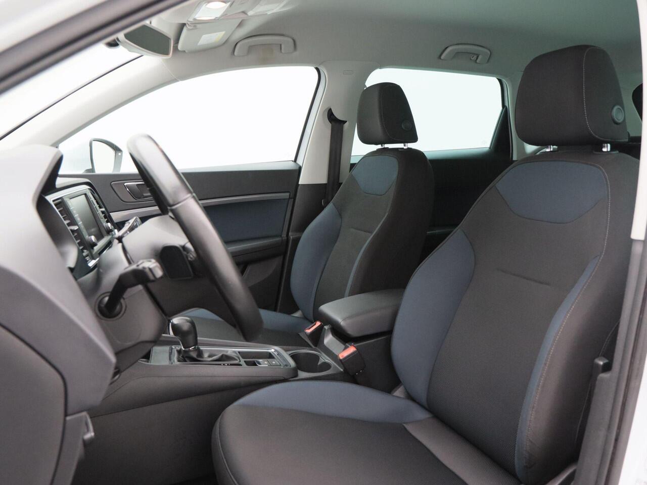 Seat ATECA 1.5 TSi 150 Pk Automaat Style | Trekhaak | Elektrische Achterklep | Navigatiesysteem | CarPlay | LED | 17 Inch | 78.121 Km!